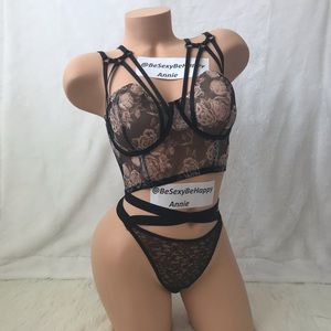 Victoria’s Secret Bra Set 34DD, Large